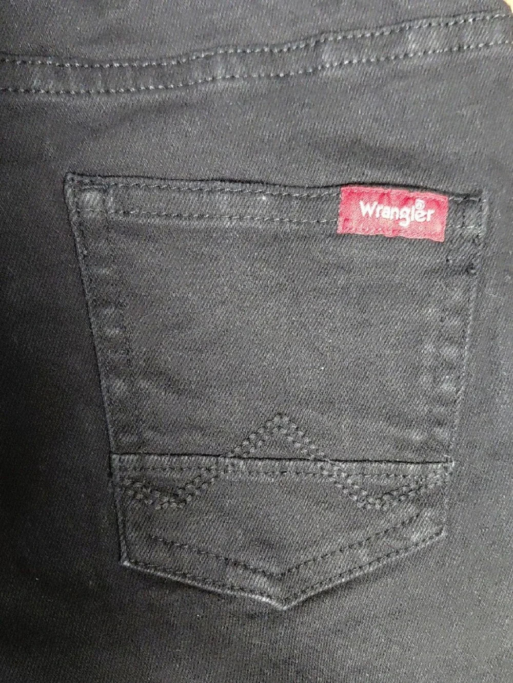 Wrangler NWT Toddler Boys Black Straight Leg Stretch Jeans 5T
